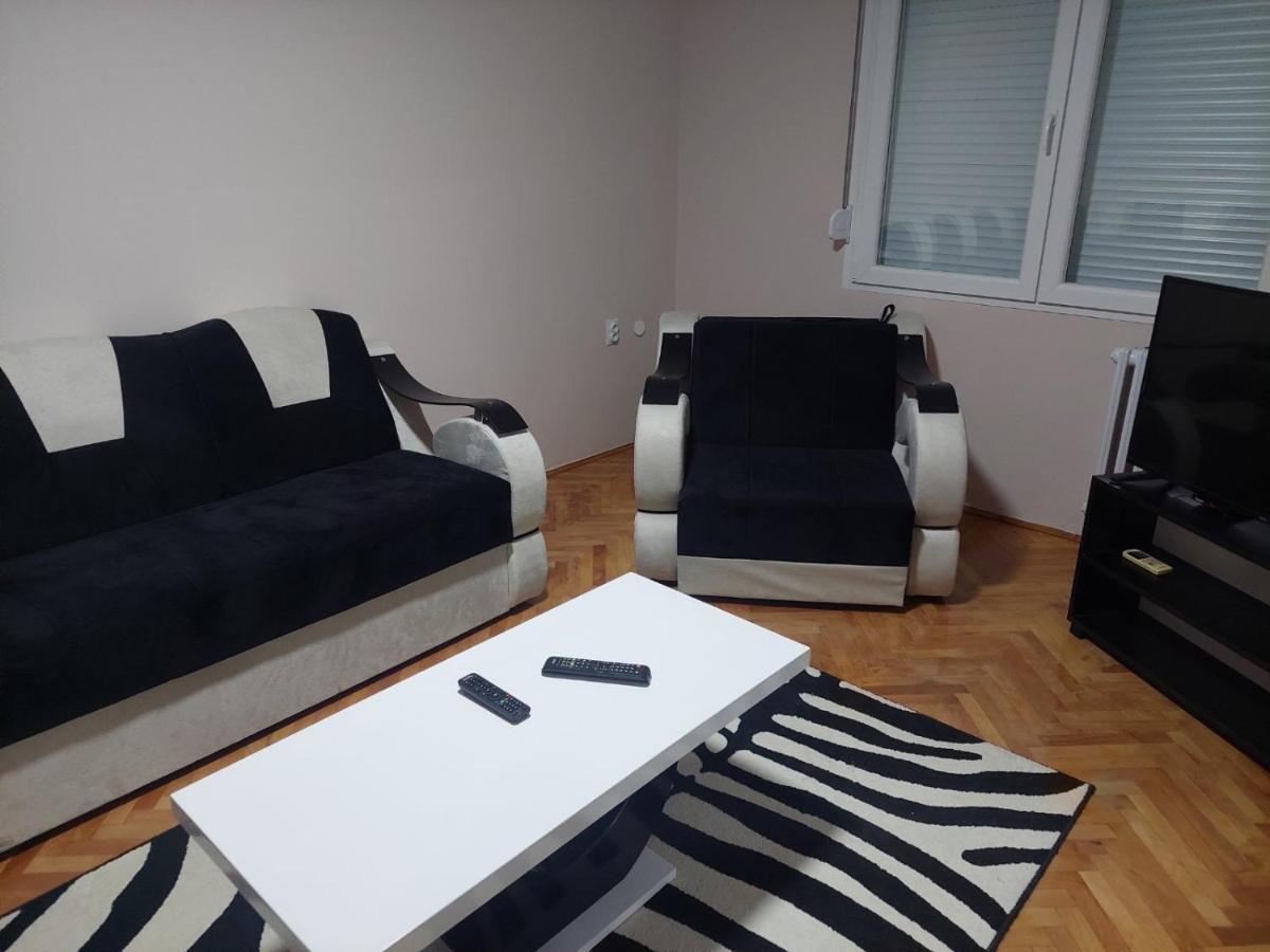 Apartamento Rajna Pirot Exterior foto